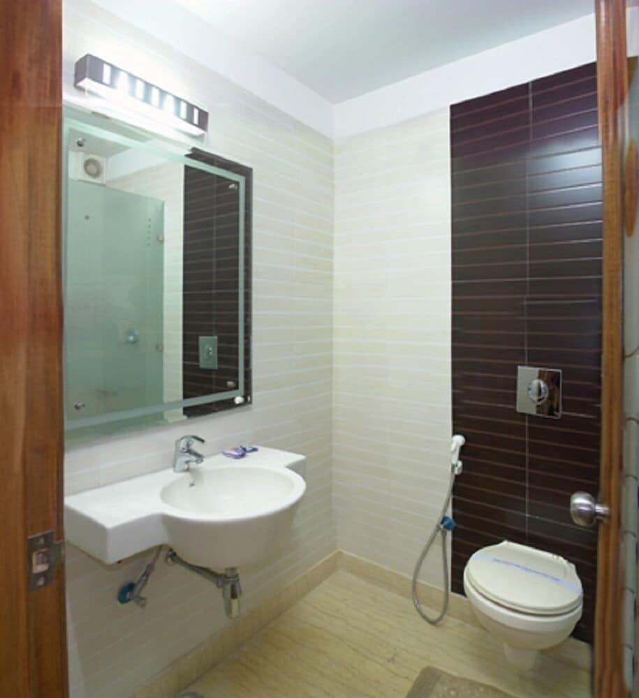Hotel Apra Deluxe New Delhi Ruang foto