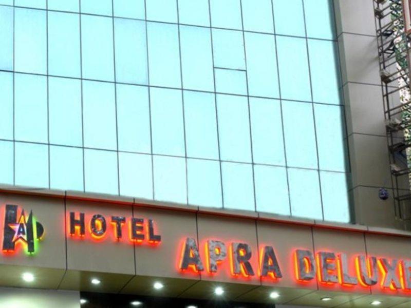 Hotel Apra Deluxe New Delhi Bagian luar foto